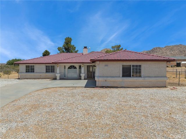 23482 Guajome, Apple Valley, CA 92307