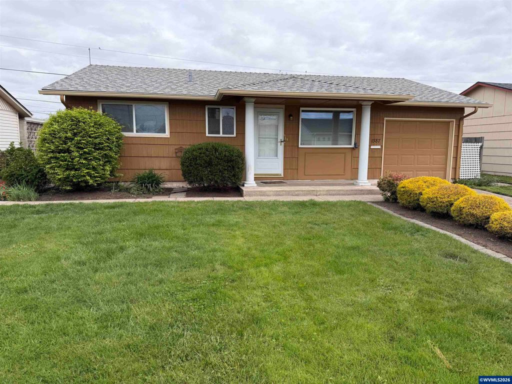 1387 Hampton Wy, Woodburn, OR 97071