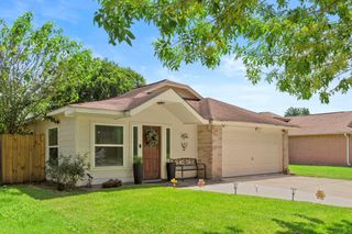 14006 Blue Falls Dr, Sugar Land, TX 77498