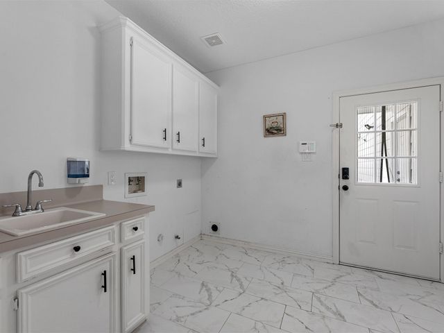 29602 Commons Forest Drive, Huffman, TX 77336