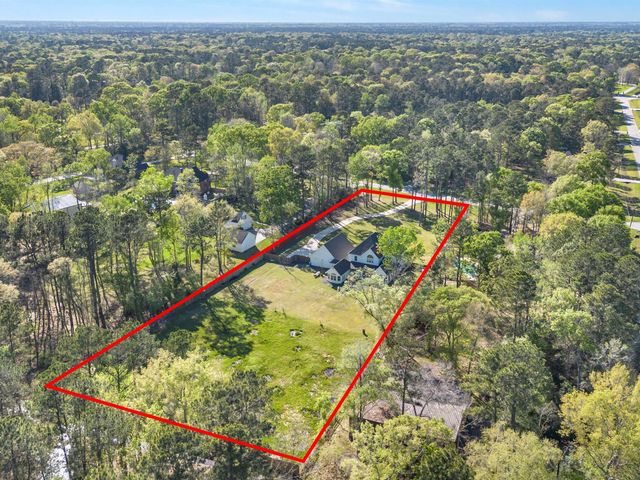 29602 Commons Forest Drive, Huffman, TX 77336