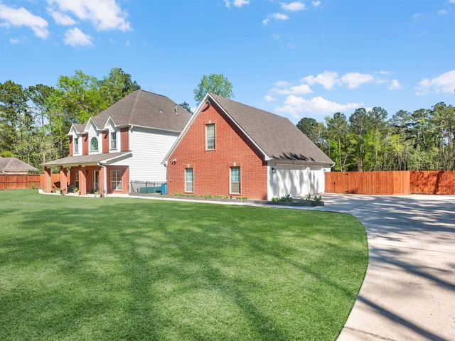 29602 Commons Forest Drive, Huffman, TX 77336