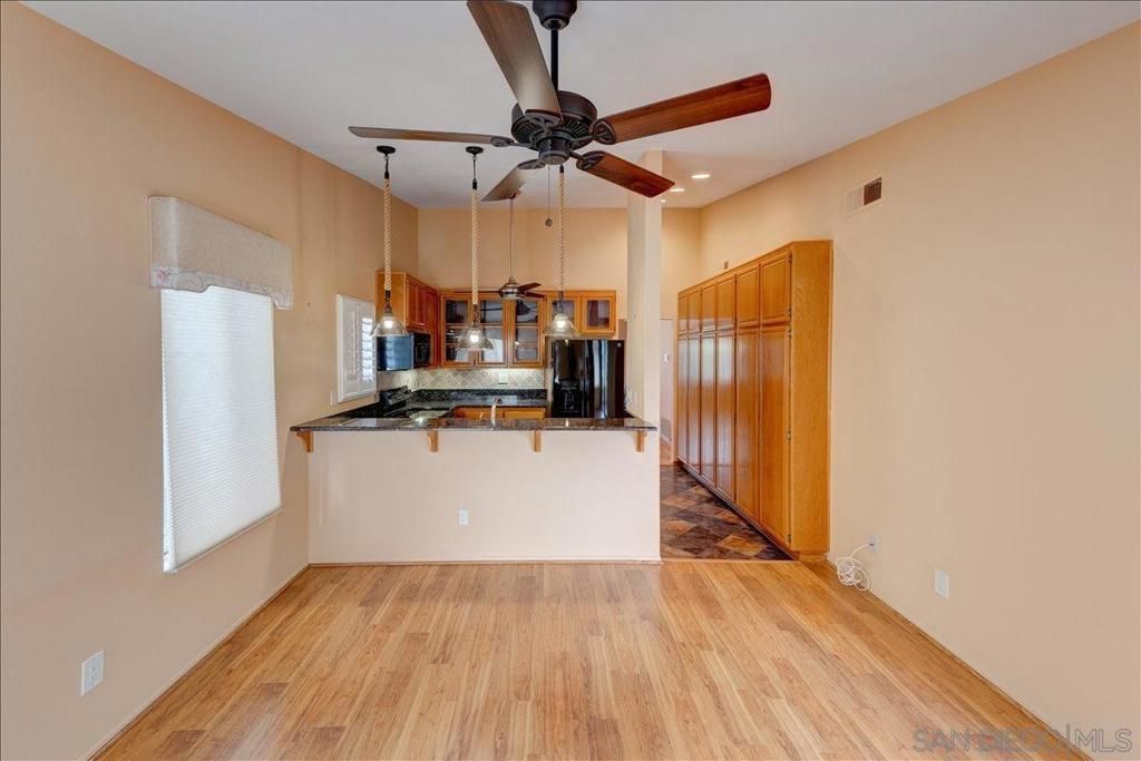 Image 10 of property listing at 12737 Via Nasca, San Diego, CA 92128
