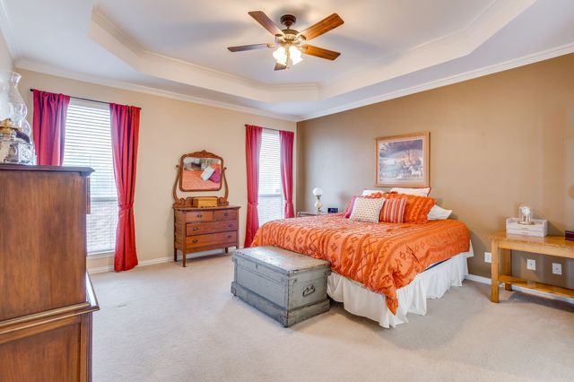 427 Shenandoah Drive, Burleson, TX 76028