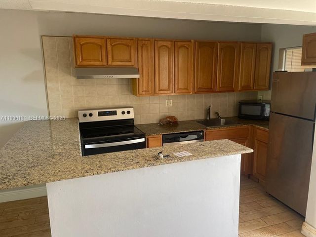 4111 Stirling Rd 504, Dania Beach, FL 33314