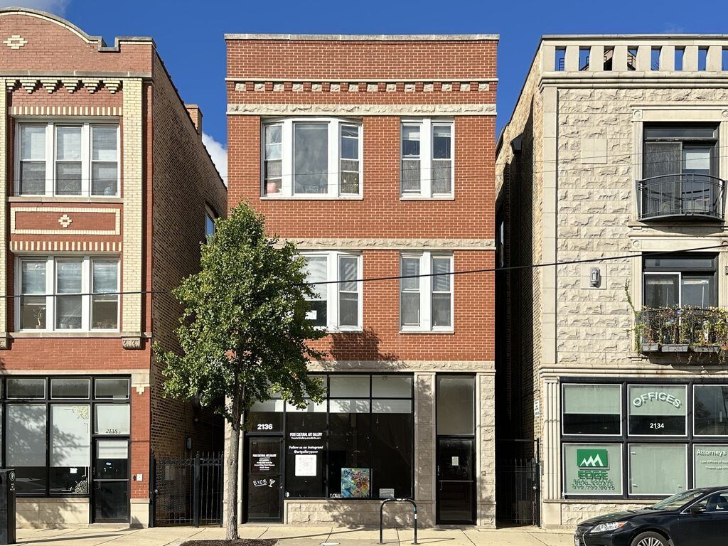 2136 W Chicago Avenue 2F, Chicago, IL 60622