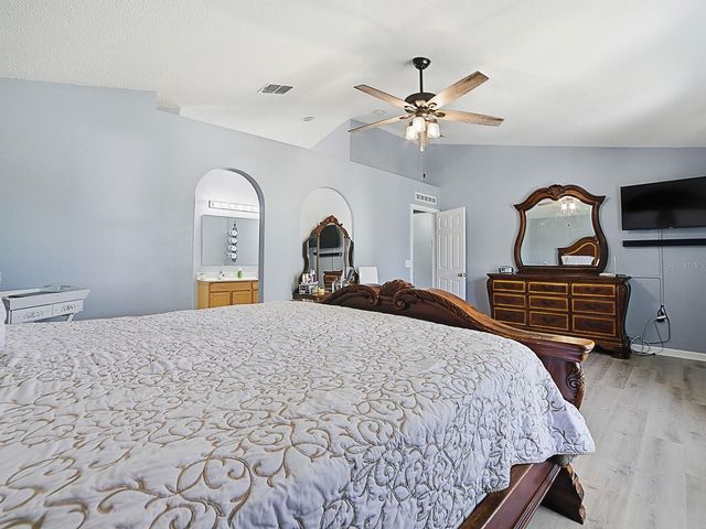 2542 SHEILA DRIVE, Apopka, FL 32712