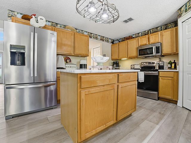 2542 SHEILA DRIVE, Apopka, FL 32712