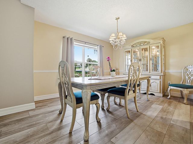 2542 SHEILA DRIVE, Apopka, FL 32712