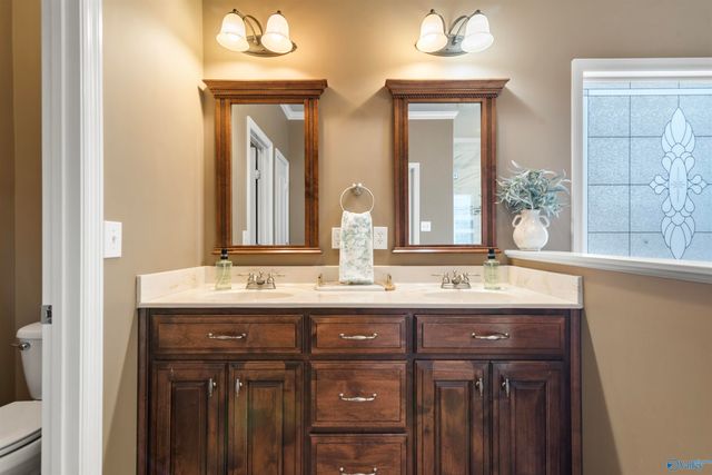 4802 Tomahawk Trail SE, Decatur, AL 35603