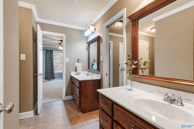 4802 Tomahawk Trail SE, Decatur, AL 35603