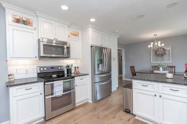 3030 Highway 25W, Cottontown, TN 37048