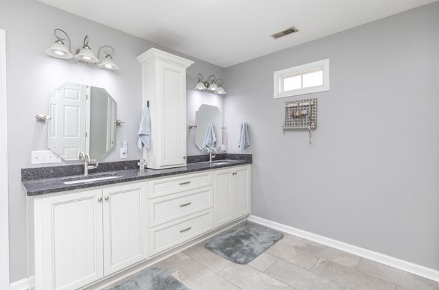 3030 Highway 25W, Cottontown, TN 37048