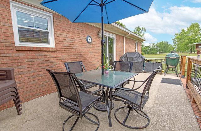 3030 Highway 25W, Cottontown, TN 37048