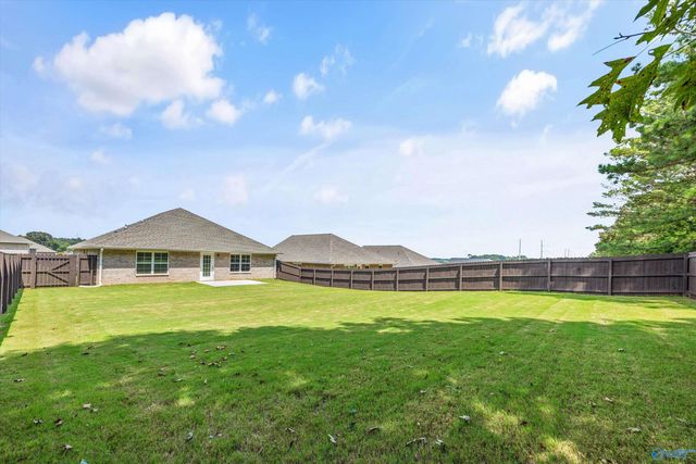 250 Poppy Trail, Meridianville, AL 35759