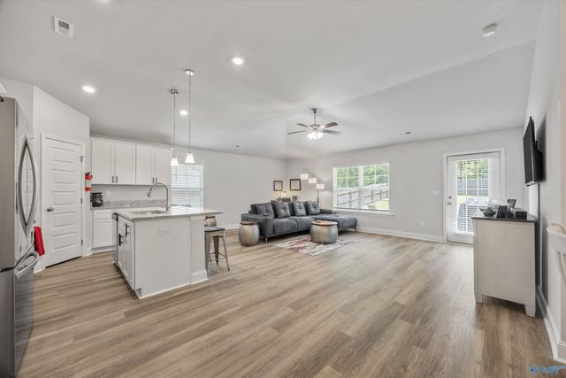 250 Poppy Trail, Meridianville, AL 35759