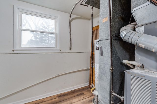 1803 N High St, Wichita, KS 67203