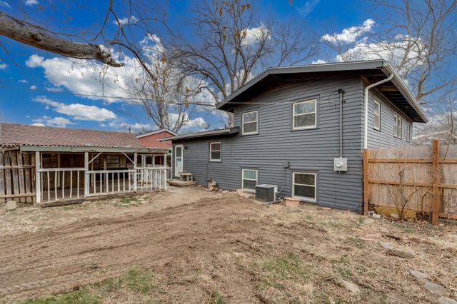 1803 N High St, Wichita, KS 67203