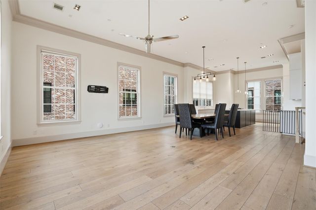 19 Robita Street, Houston, TX 77019