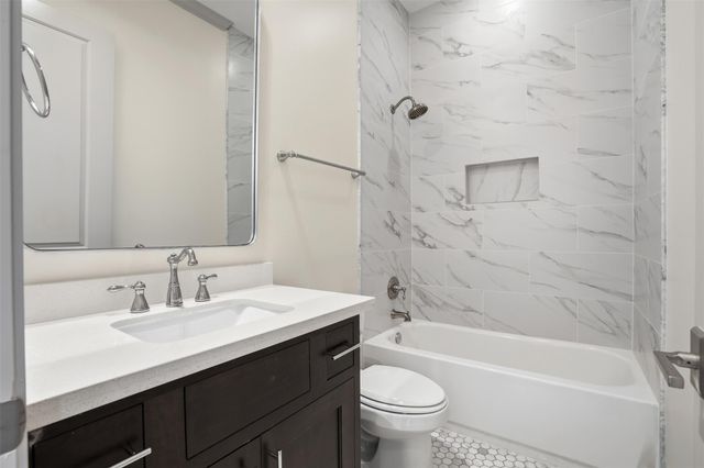 19 Robita Street, Houston, TX 77019