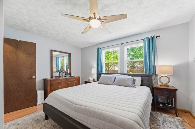 310 N Park Ave, Valley Center, KS 67147