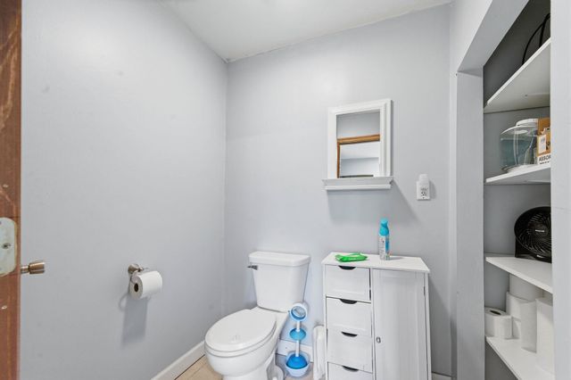 310 N Park Ave, Valley Center, KS 67147