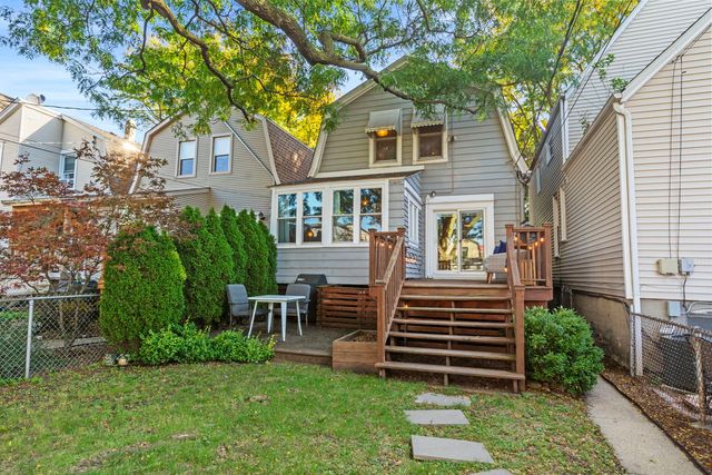 3432 N Troy Street, Chicago, IL 60618