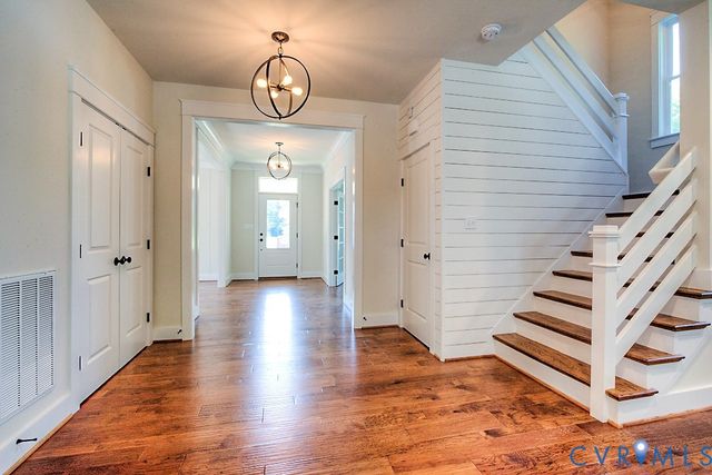 3 Elm Crest Dr, Chesterfield, VA 23236