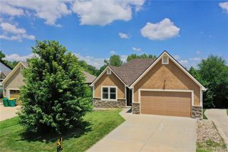13770 Valleyview Way, Bonner Springs, KS 66012