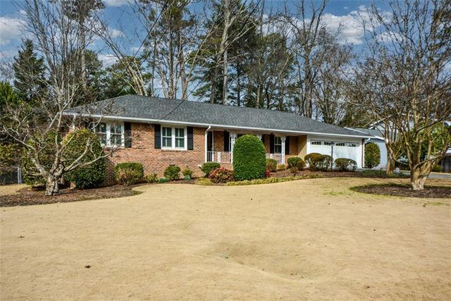 2057 Lavista Circle, Tucker, GA 30084