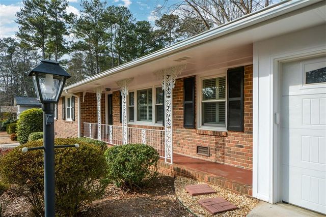 2057 Lavista Circle, Tucker, GA 30084