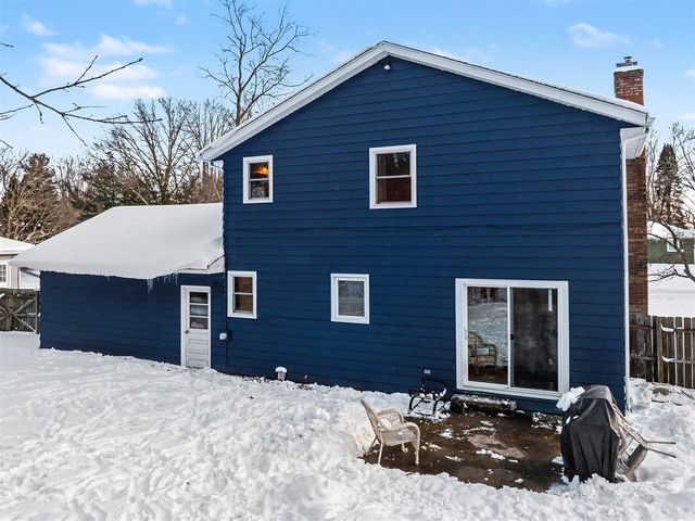 9311 Bunkerhill, Richland, MI 49083