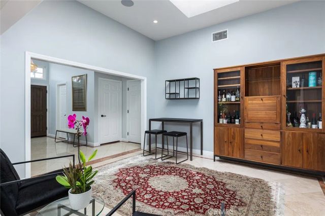 1357 Doverwood, Glendale, CA 91207