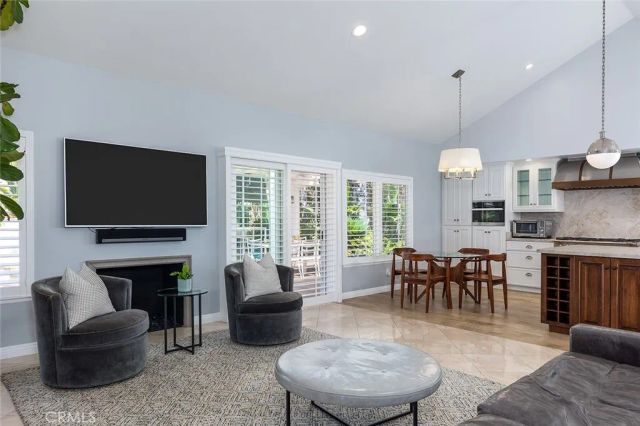1357 Doverwood, Glendale, CA 91207