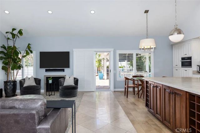 1357 Doverwood, Glendale, CA 91207