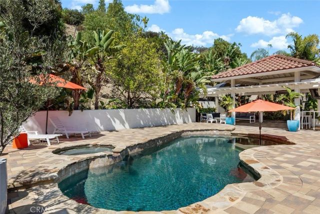 1357 Doverwood, Glendale, CA 91207