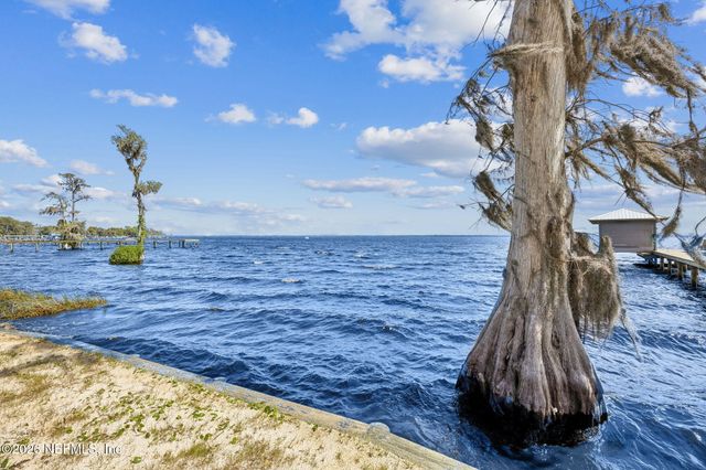 108 SANDRA Lane, Crescent City, FL 32112