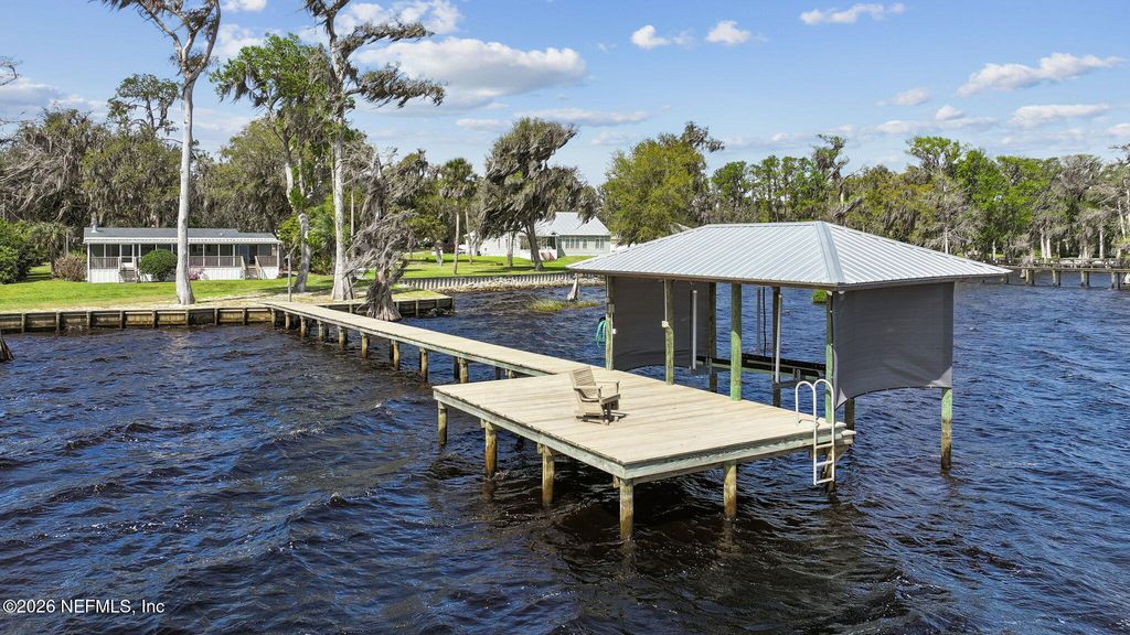 108 SANDRA Lane, Crescent City, FL 32112