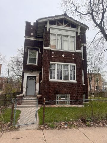 7431 S Kimbark Avenue, Chicago, IL 60619