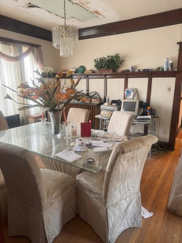 7431 S Kimbark Avenue, Chicago, IL 60619