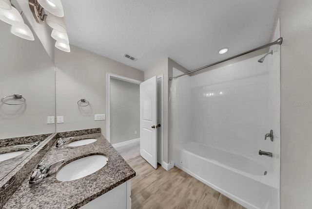 11733 WEATHERED FELLING DRIVE, Riverview, FL 33569