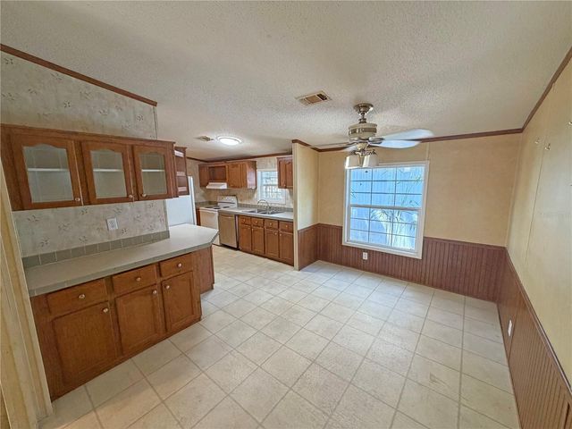 120 PEACH, Hawthorne, FL 32640