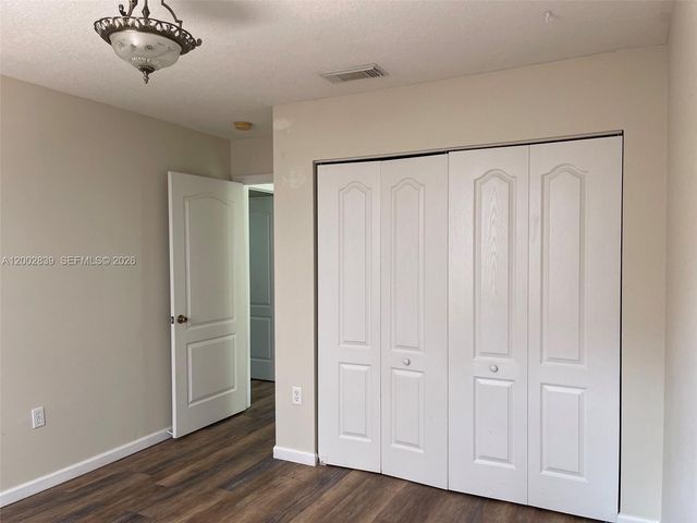 15873 SW 43rd St, Miami, FL 33185