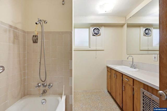 969 NW Camellia Dr, Corvallis, OR 97330