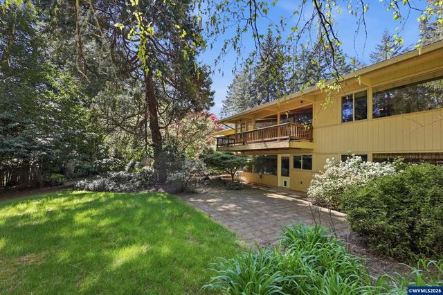 969 NW Camellia Dr, Corvallis, OR 97330