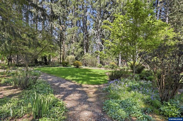 969 NW Camellia Dr, Corvallis, OR 97330