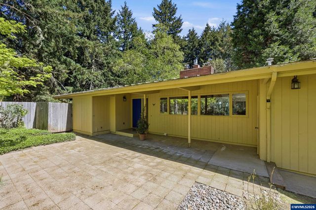 969 NW Camellia Dr, Corvallis, OR 97330