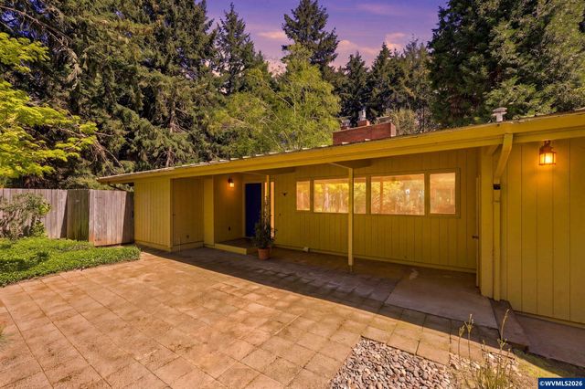 969 NW Camellia Dr, Corvallis, OR 97330