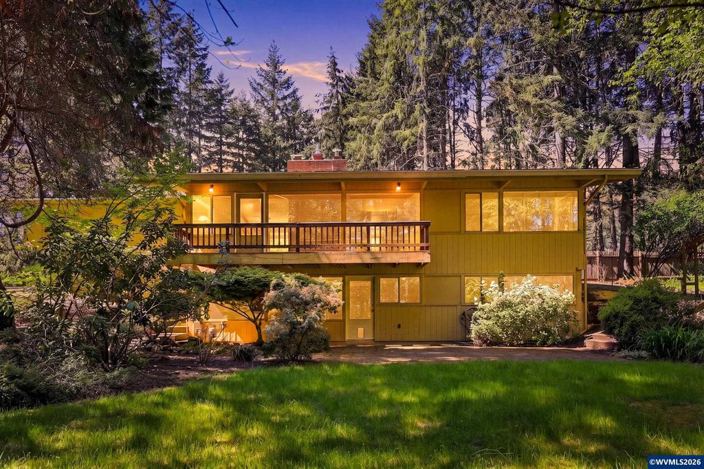 969 NW Camellia Dr, Corvallis, OR 97330