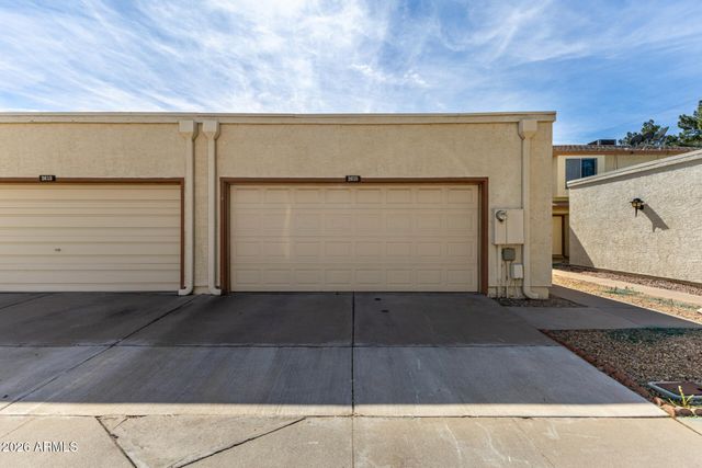 2615 W WILLOW Avenue, Phoenix, AZ 85029